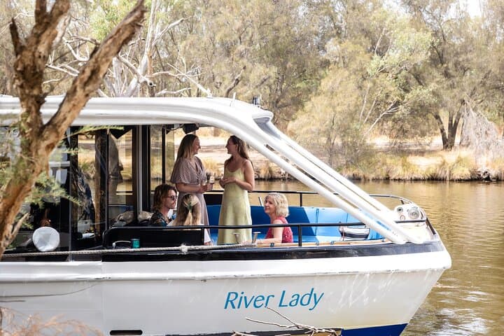 Swan Valley River Cruise and Wine Tasting Day Trip image 2