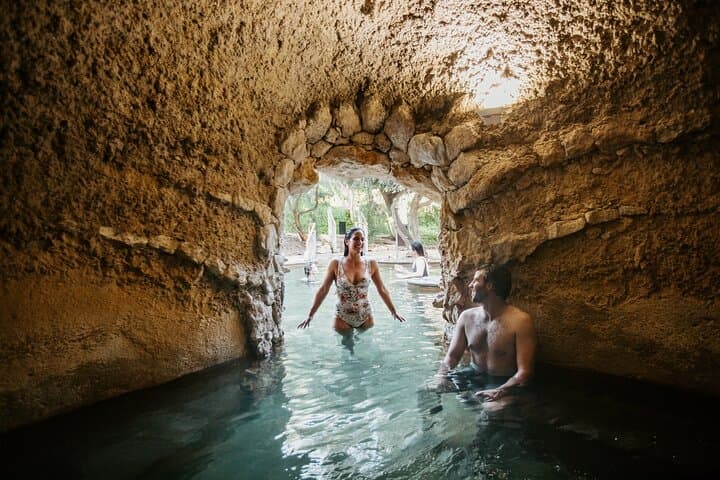 Peninsula Hot Springs Shuttle and Bath House Entry