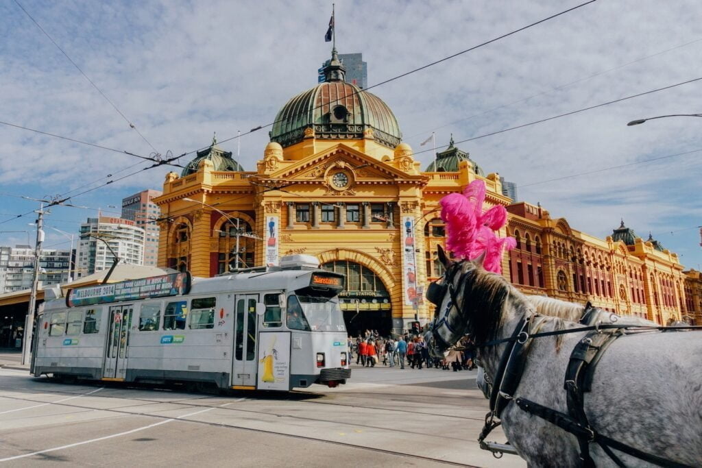 flinders st - melbourne - backpackers melbourne - backpackers - backpackers australia 001