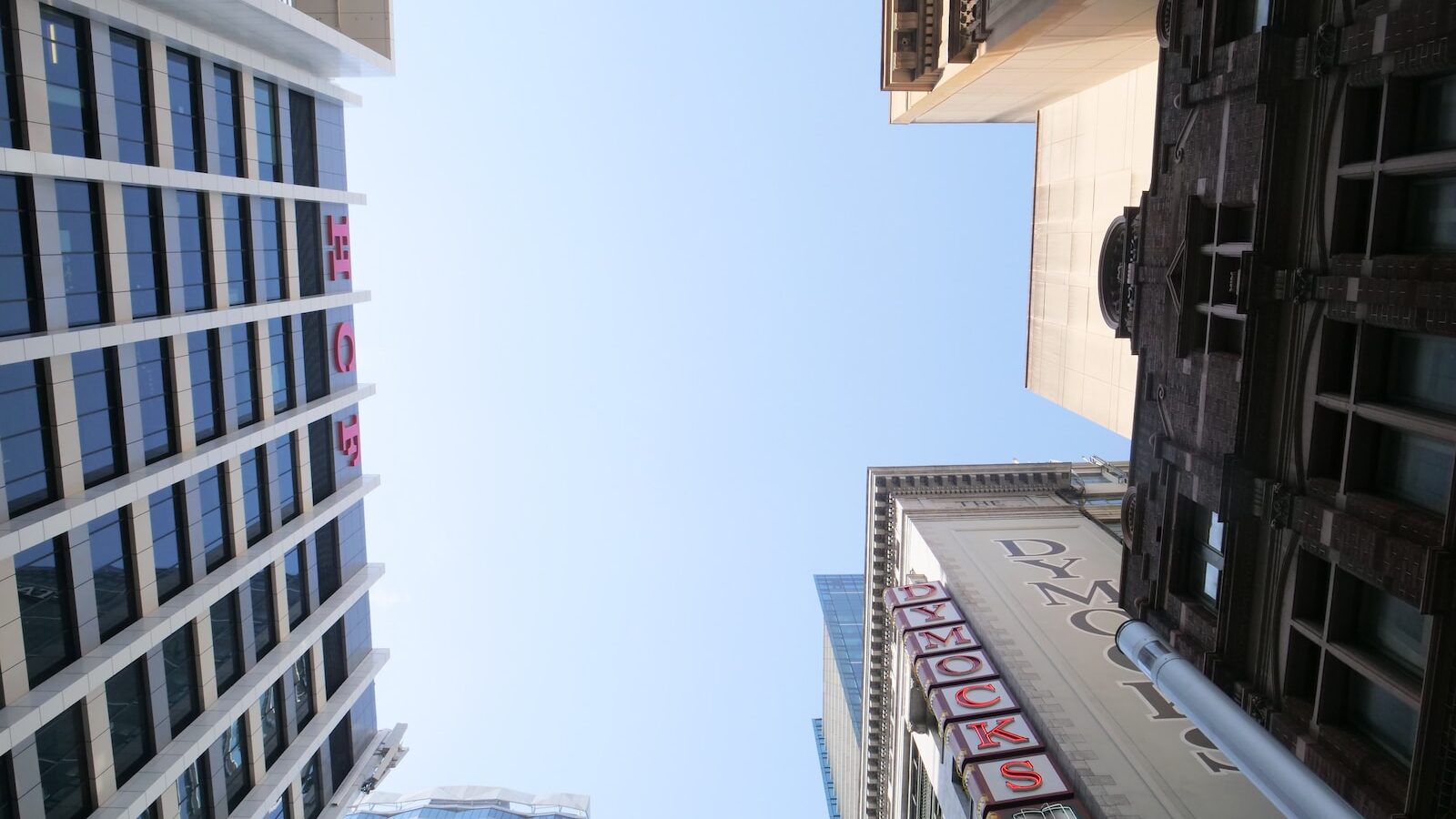 Backpacker and budget accommodation guide to australia 4 Sydney cbd - backpackers sydney - photo of building in city